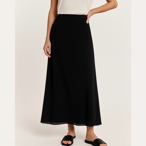 Prelude Black Skirt Size XL